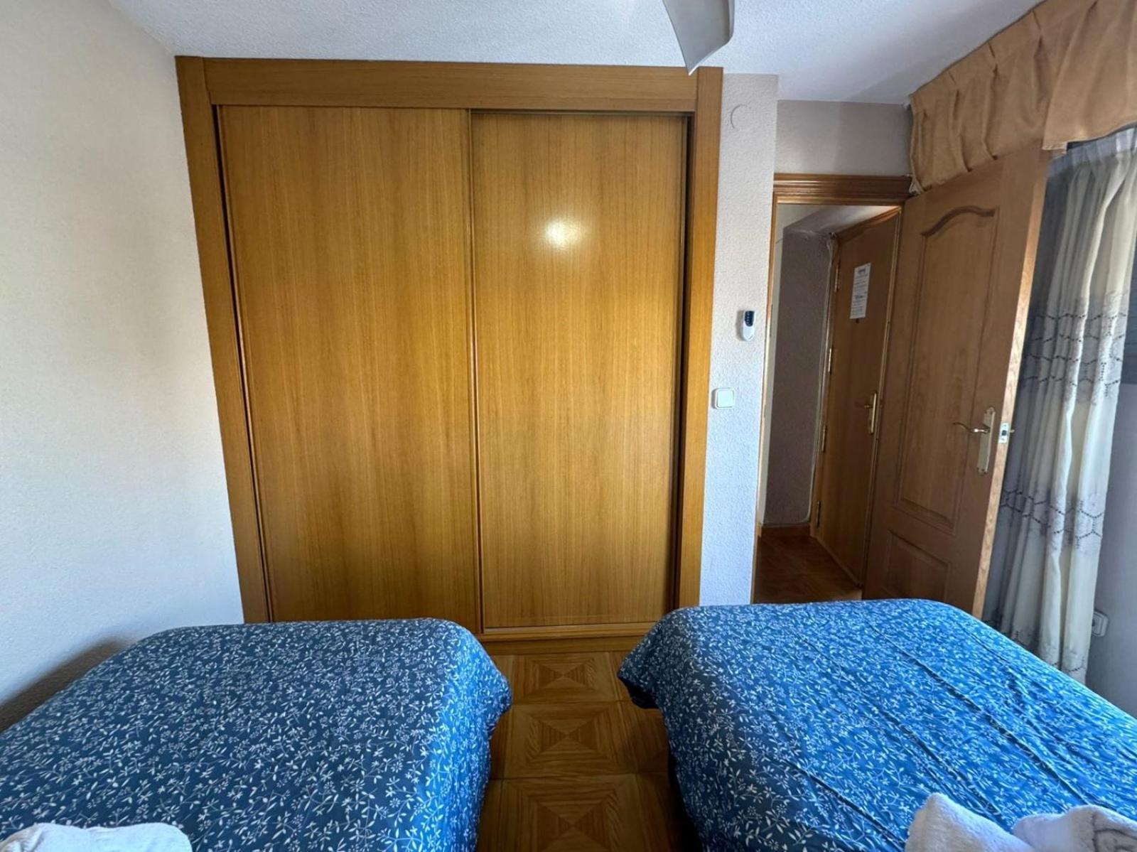 Las Damas Benidorm Buitenkant foto